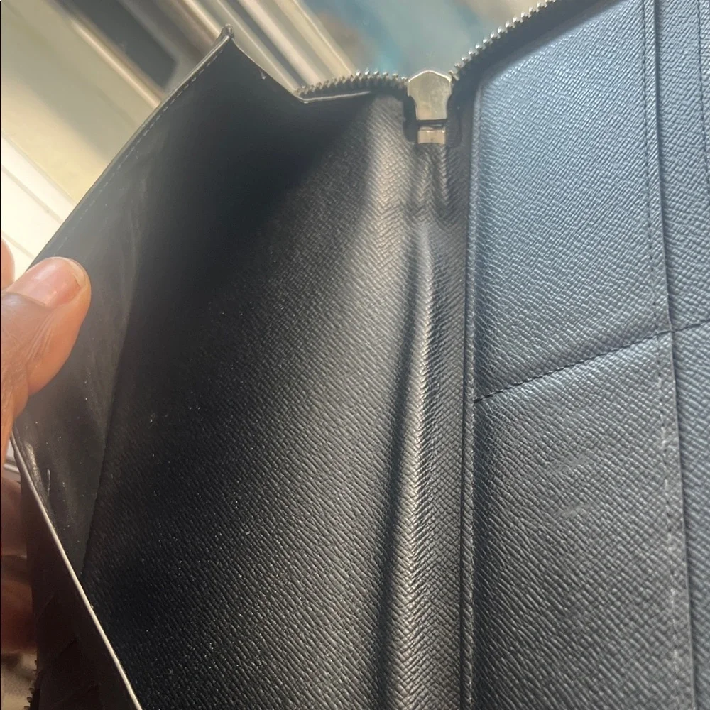 Louis Vuitton Black Monogram Zipper Wallet - Picture 5 of 10